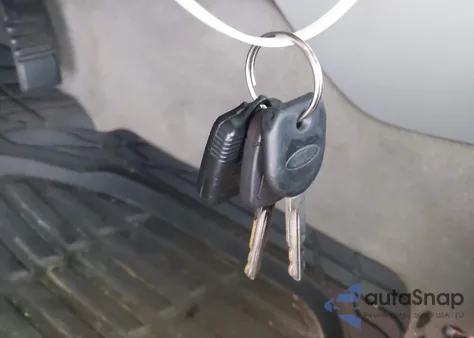 2007 Ford Mustang V6 Deluxe/V6 Premium z USA, uszkodzony, nr VIN 1ZVFT80N875287710